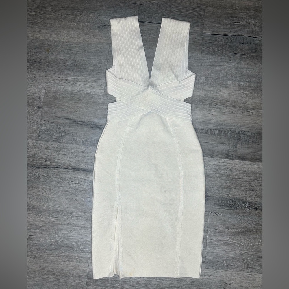 HOLIDAY - BEBE Sexy Off White Bandage dress